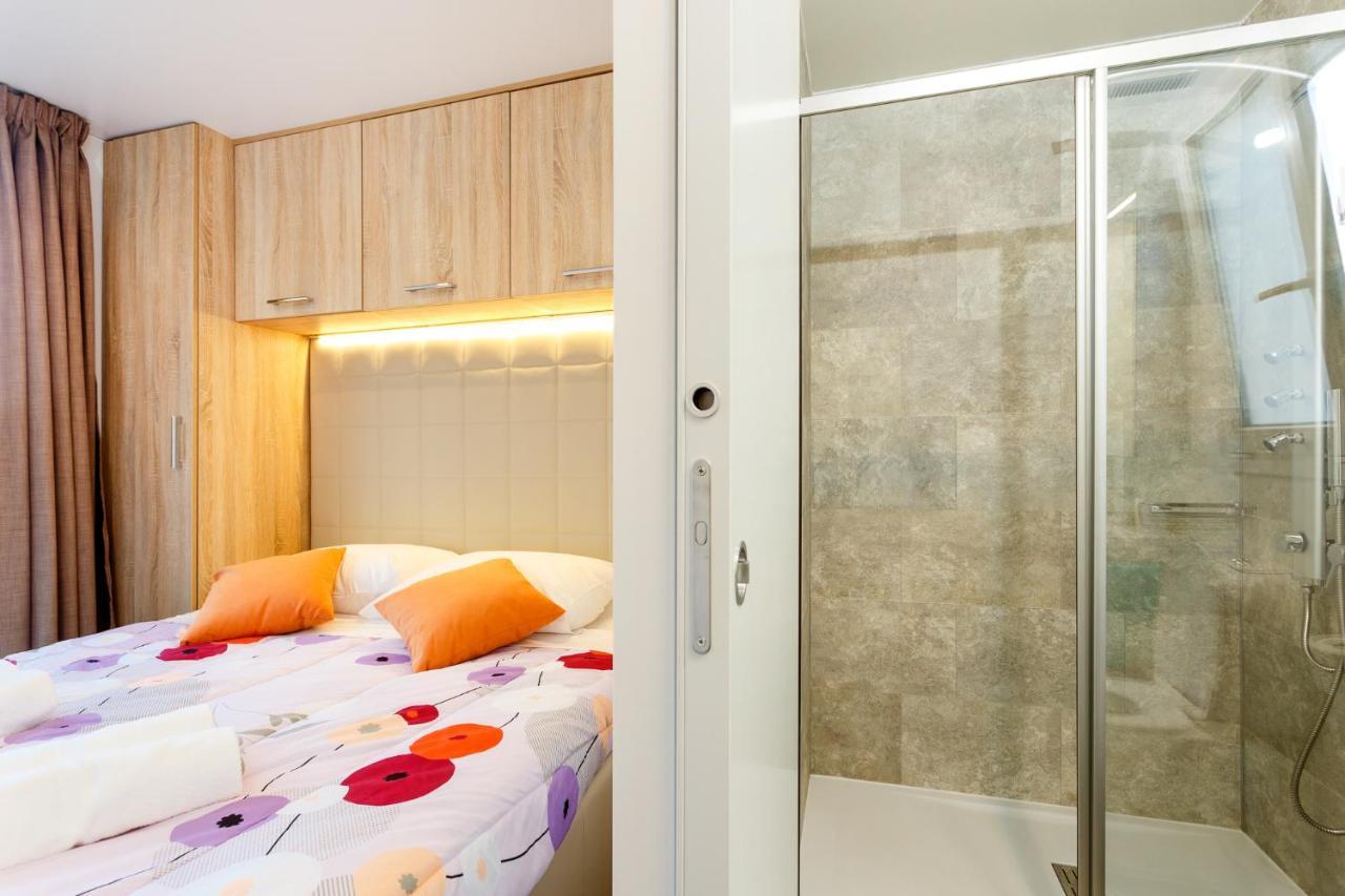 Mobile Homes - Lanterna Premium Camping Resort Tar-Vabriga Exteriör bild